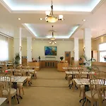 Cynthiana Beach Hotel
